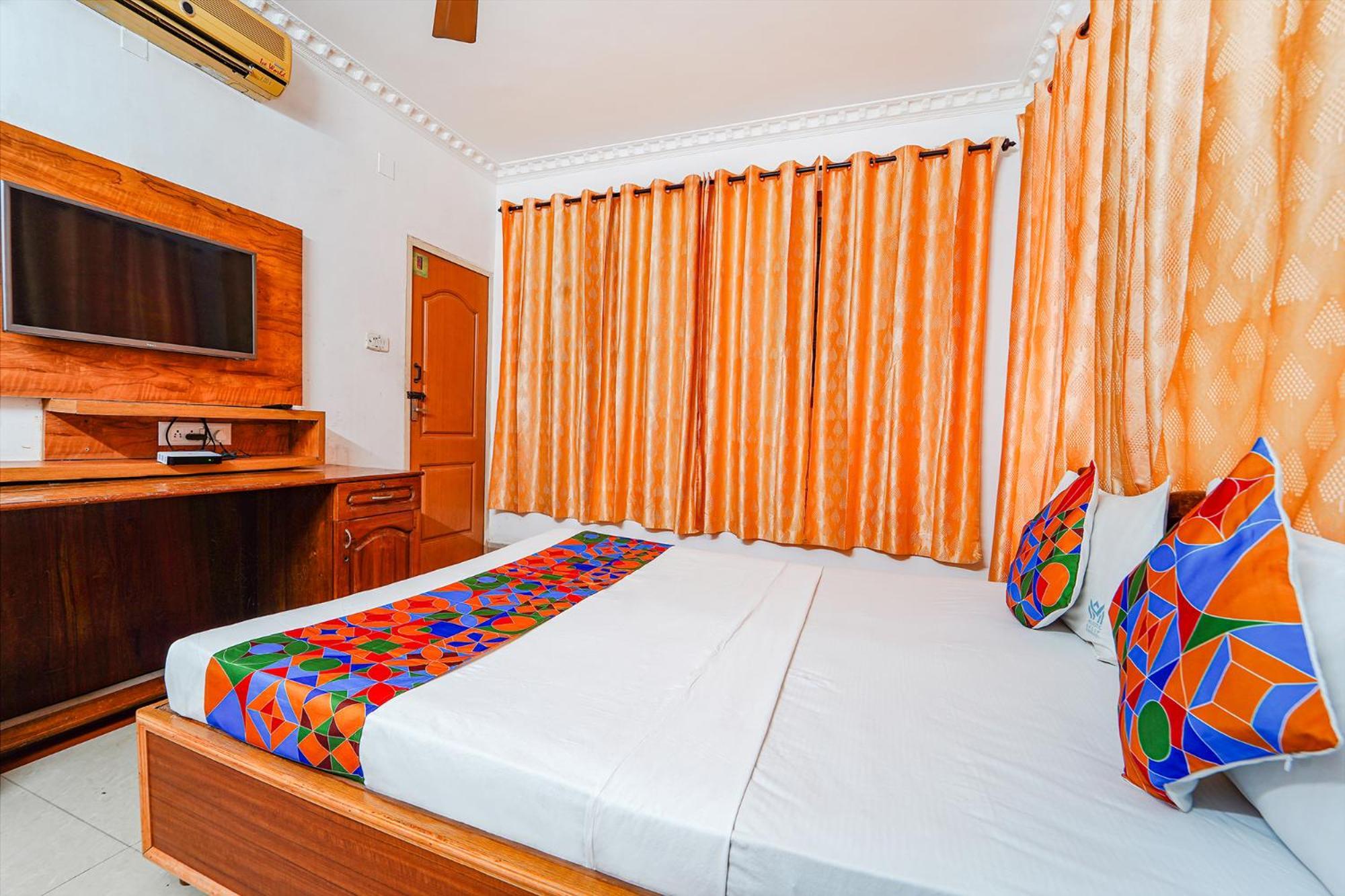 Fabexpress Majestic Inn Thiruvananthapuram Esterno foto