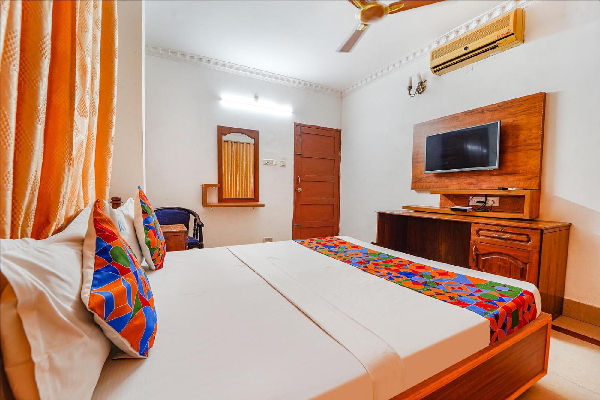 Fabexpress Majestic Inn Thiruvananthapuram Esterno foto